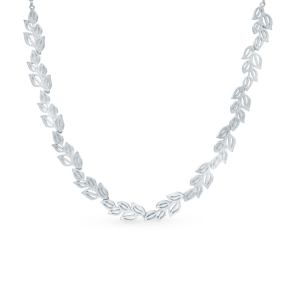 серебряное шейное украшение