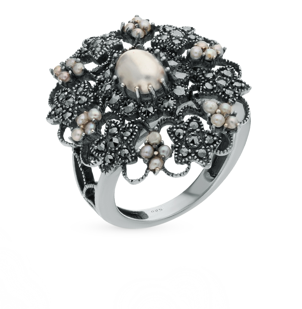 Фото «Серебряное кольцо с жемчугом и марказитами»