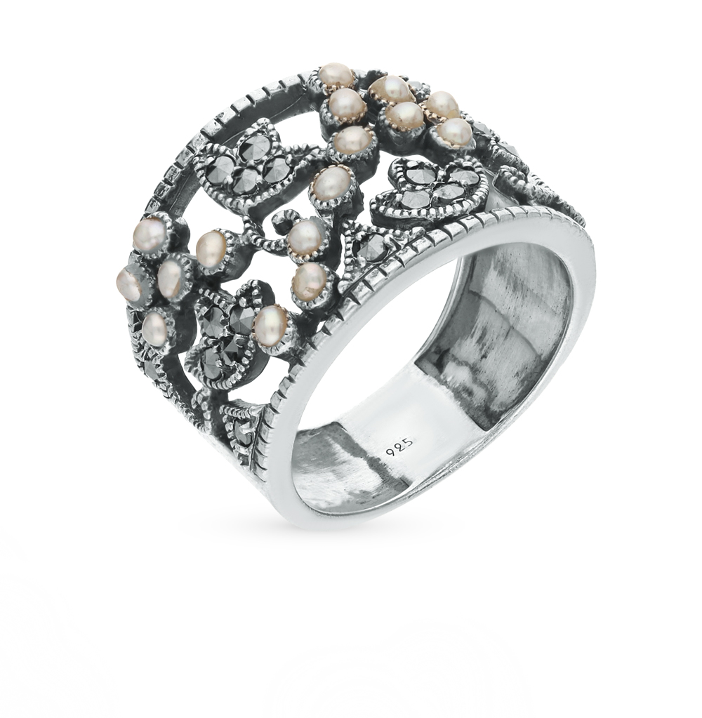 Серебряное кольцо с жемчугом и марказитами в Санкт-Петербурге